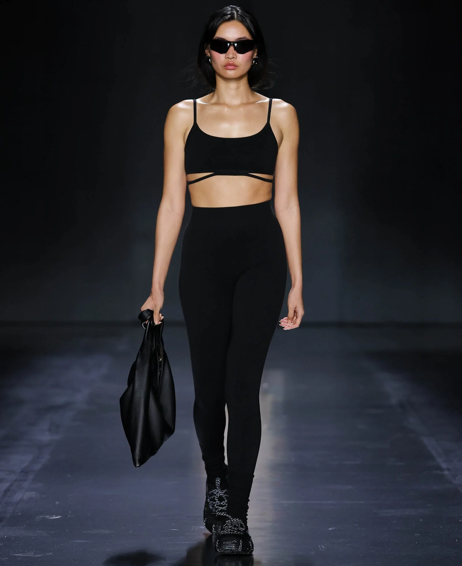 Classic Wool Legging - Black - Image 4