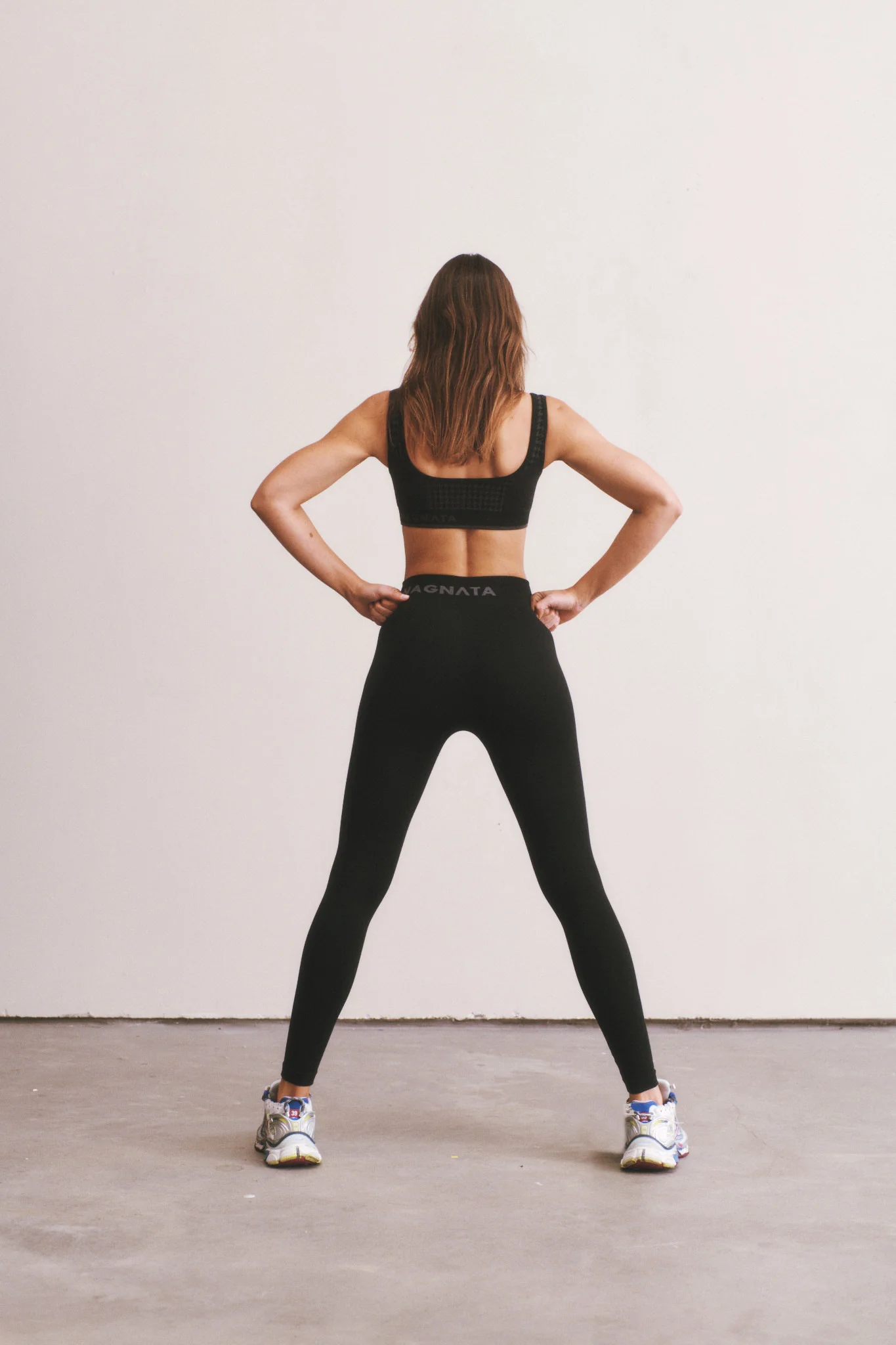 Classic Wool Legging - Black - Image 5