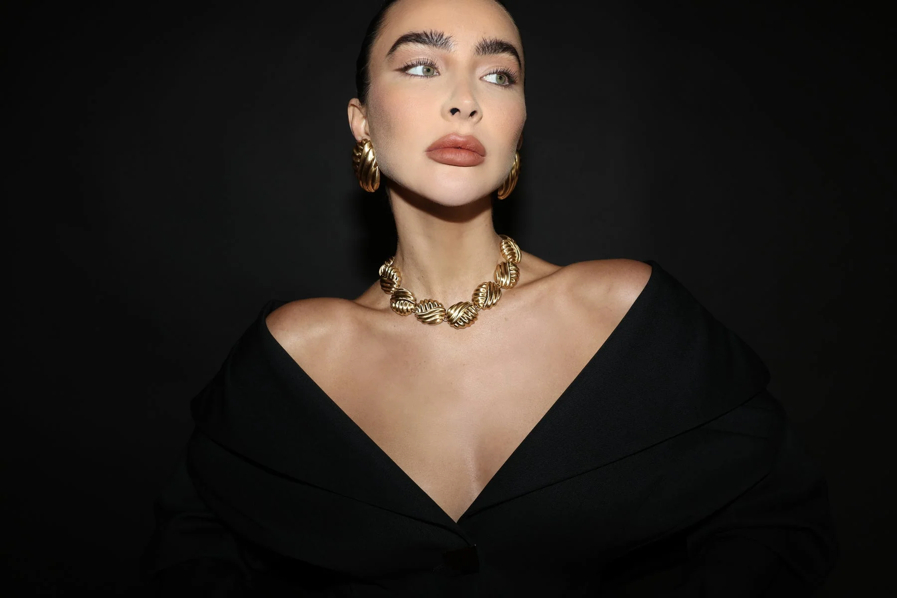 IXV5 Necklace - Gold - Image 3